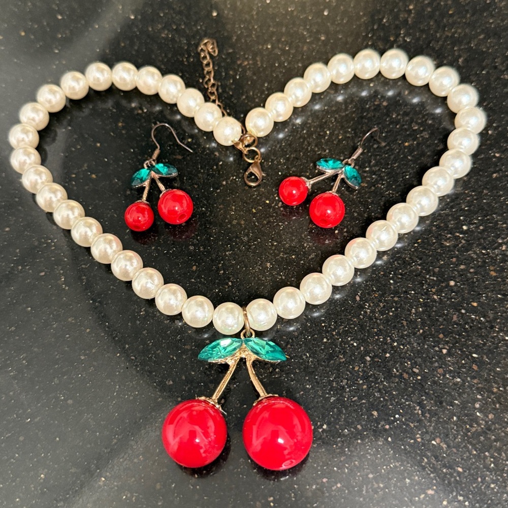 Set - necklace & earrings Retro Style 1950’s